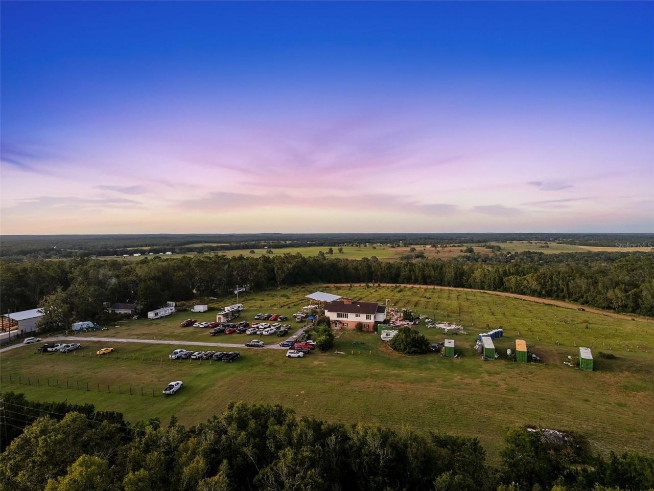 21509 Snow Hill Road, Brooksville, FL 34601 Photo