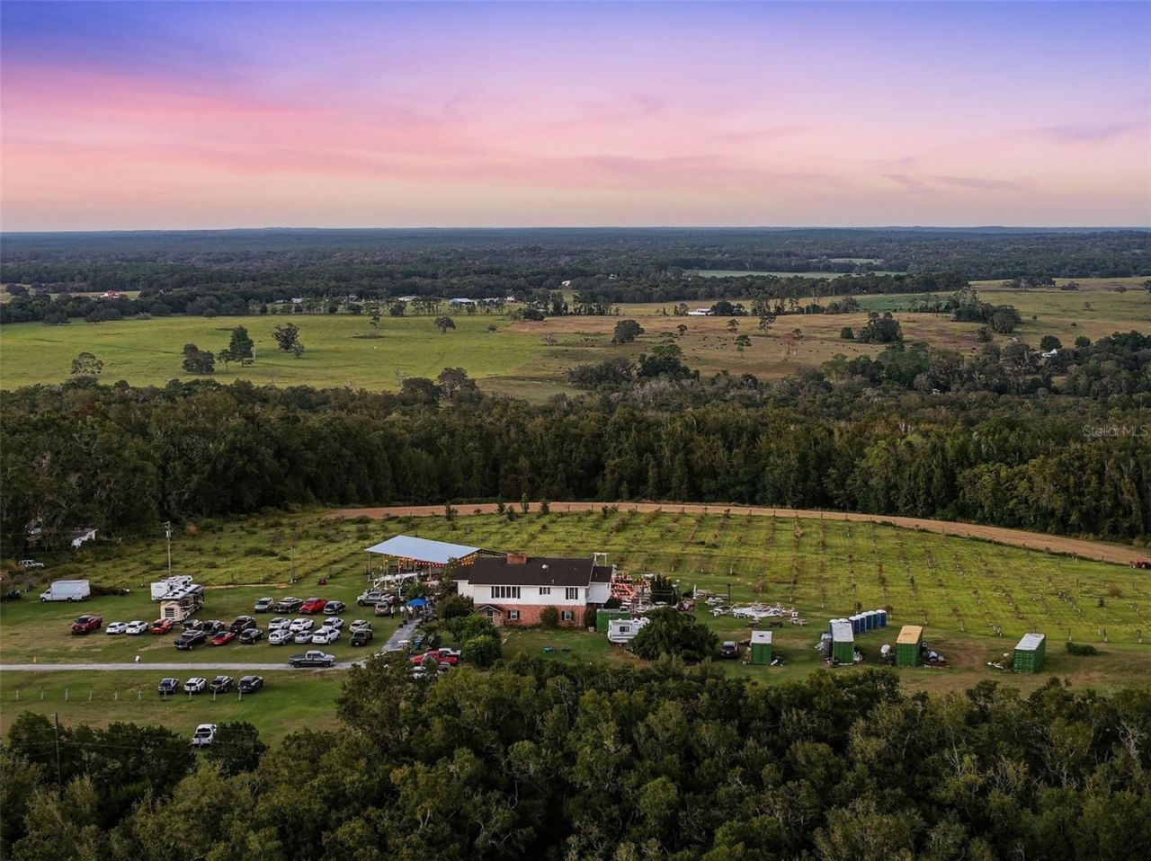 21509 Snow Hill Road, Brooksville, FL 34601 Photo