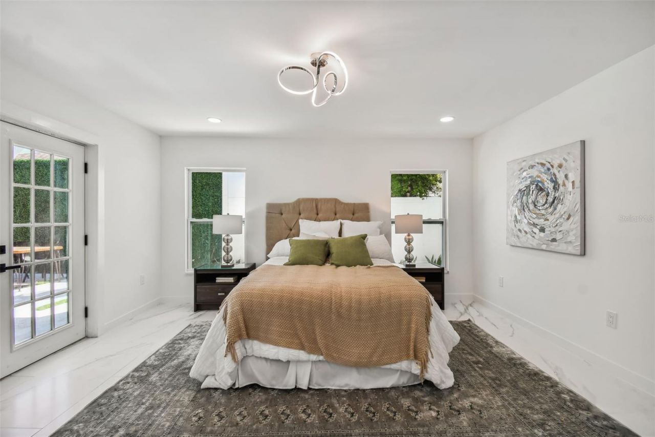 110 28th Avenue N, Unit B, Saint Petersburg, FL 33704 Photo