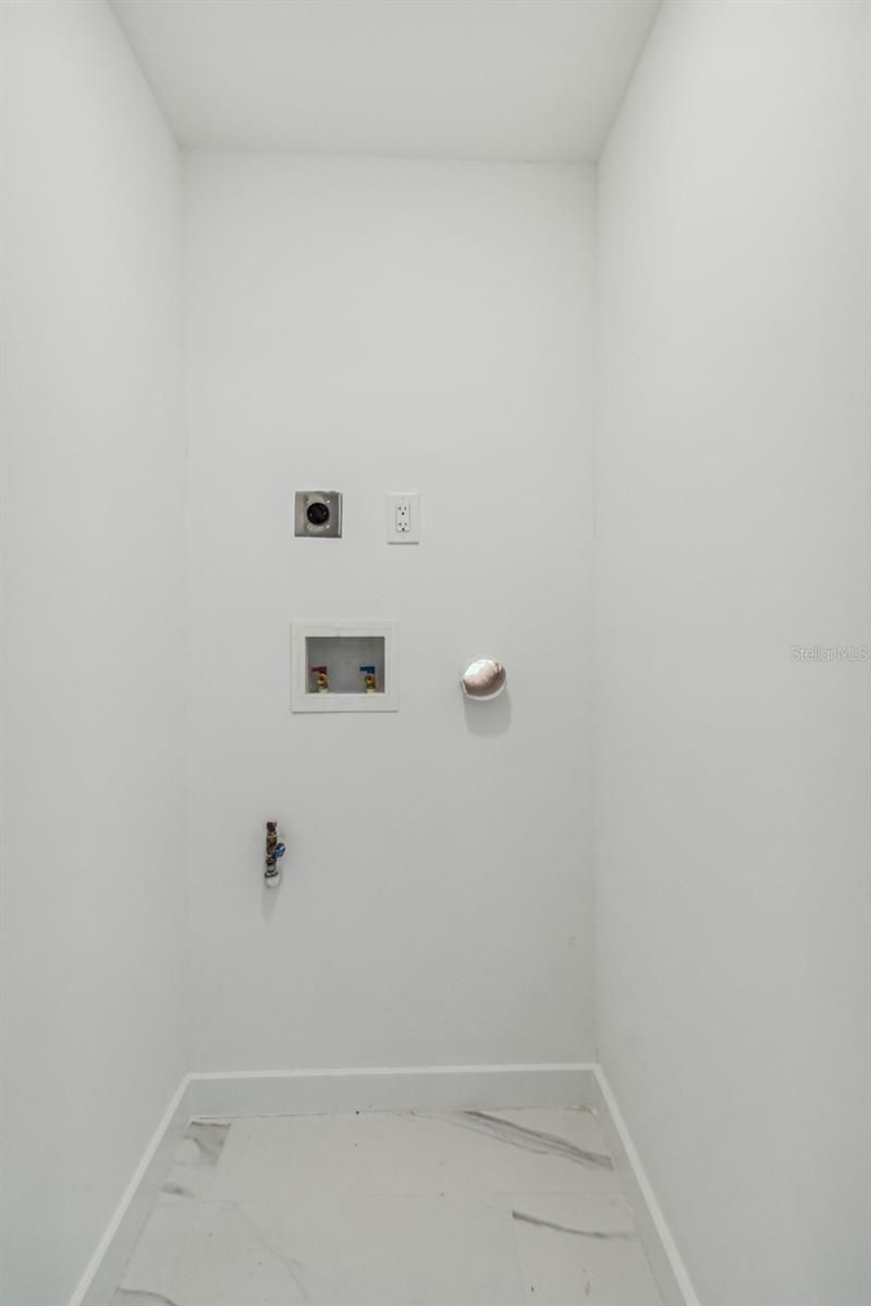 110 28th Avenue N, Unit B, Saint Petersburg, FL 33704 Photo