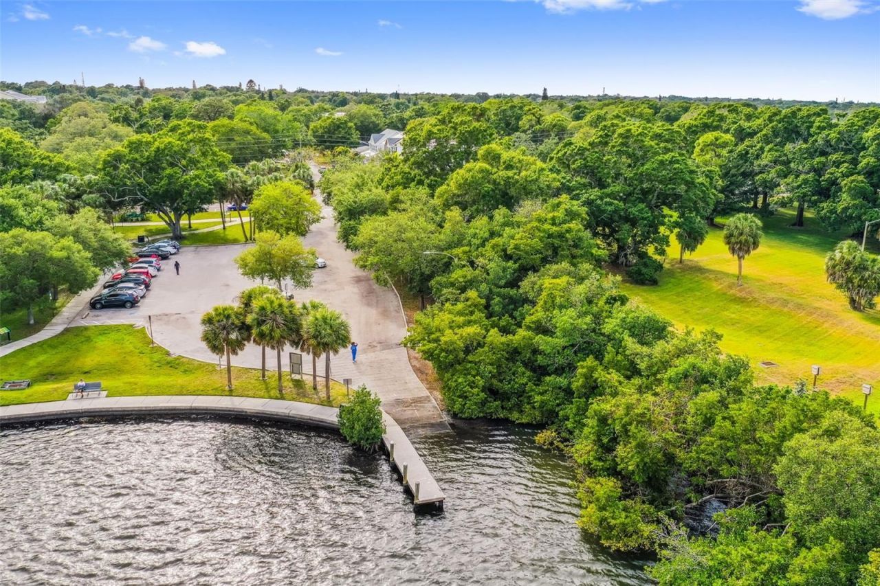 110 28th Avenue N, Unit B, Saint Petersburg, FL 33704 Photo