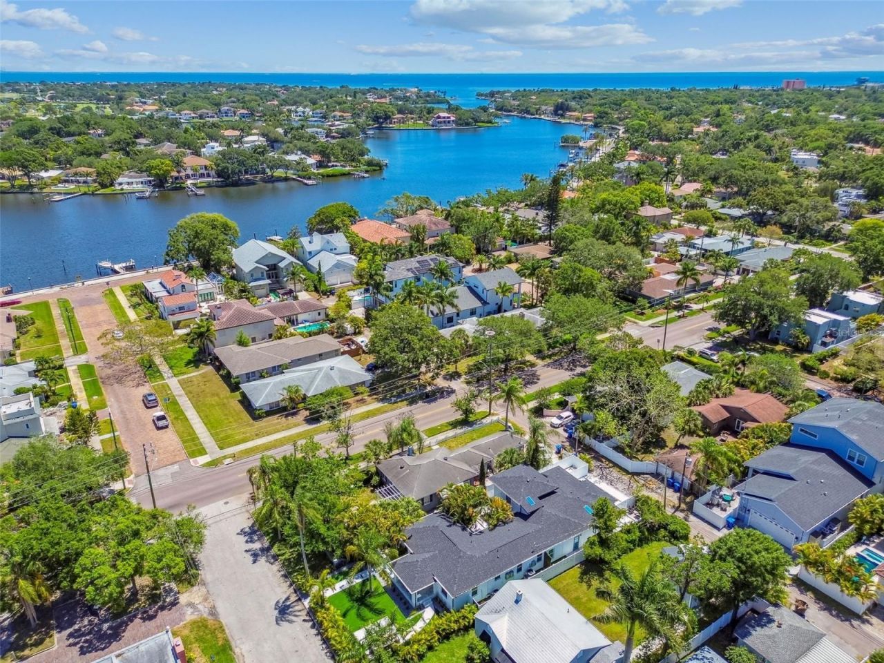 110 28th Avenue N, Unit B, Saint Petersburg, FL 33704 Photo