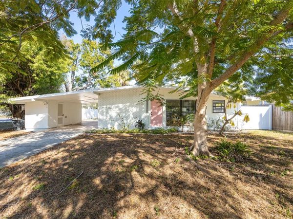 4735 W WISCONSIN AVENUE, TAMPA, FL 33616