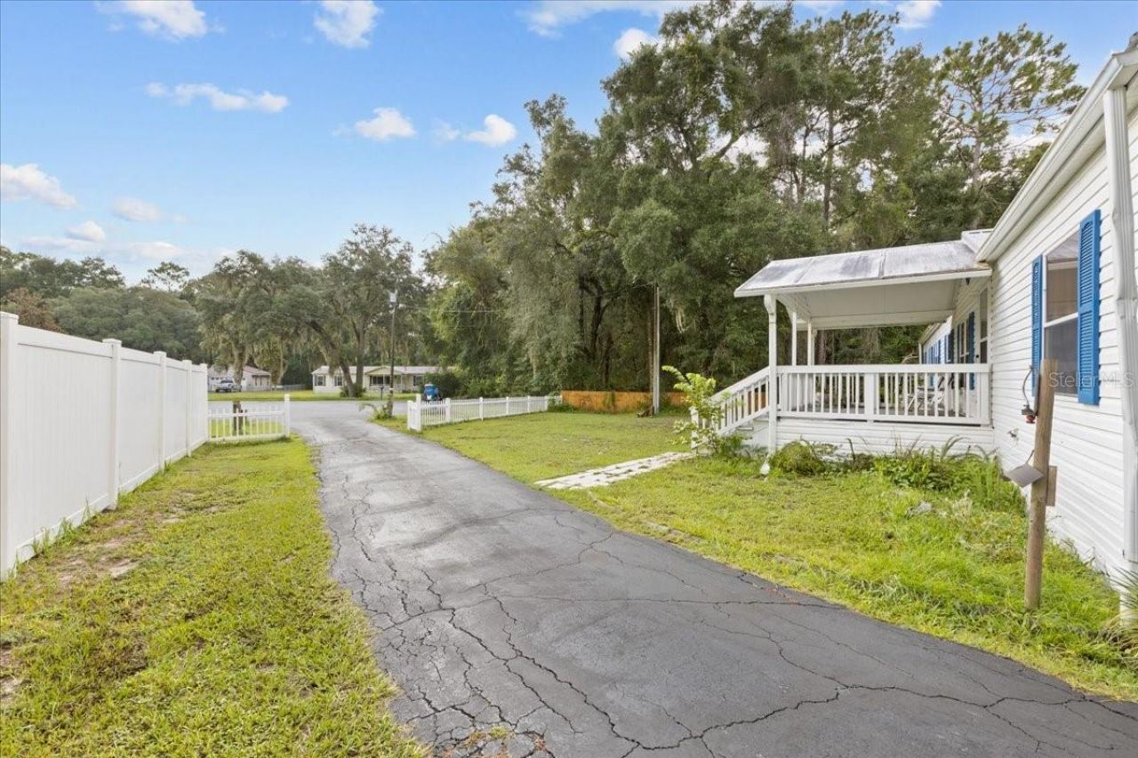 17130 NW 83rd Court, Fanning Springs, FL 32693 Photo