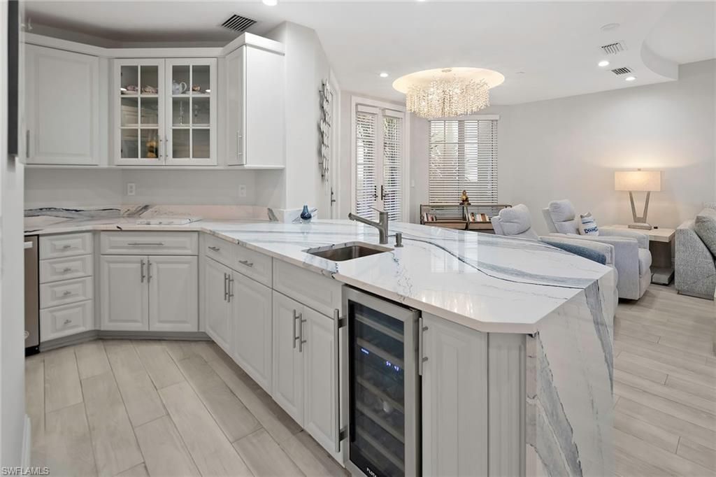 1160 Clam Ct, Unit 3, Naples, FL 34102 Photo