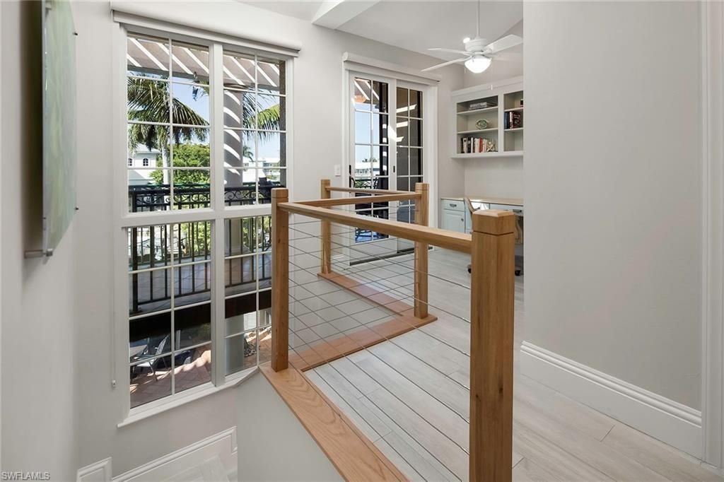 1160 Clam Ct, Unit 3, Naples, FL 34102 Photo