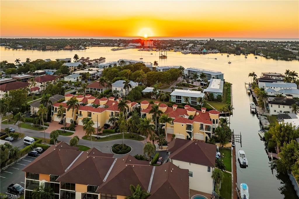 1160 Clam Ct, Unit 3, Naples, FL 34102 Photo