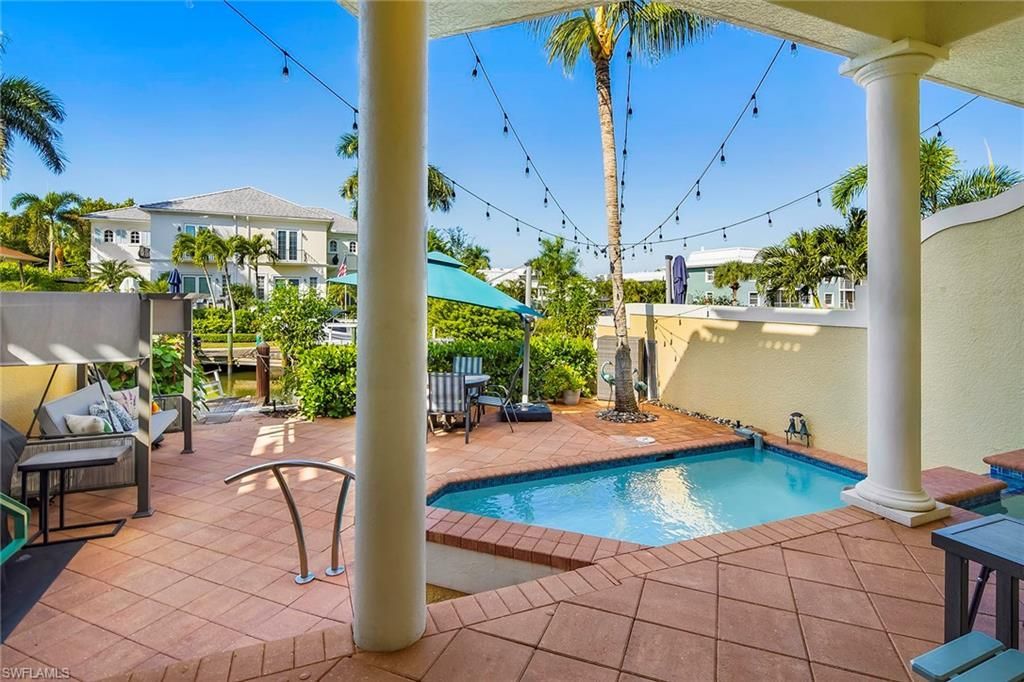 1160 Clam Ct, Unit 3, Naples, FL 34102 Photo