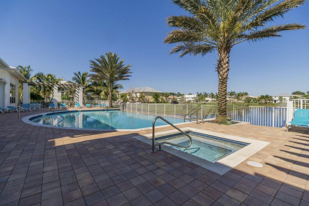 1116 Piccadilly Street, Palm Beach Gardens, FL 33418 Photo