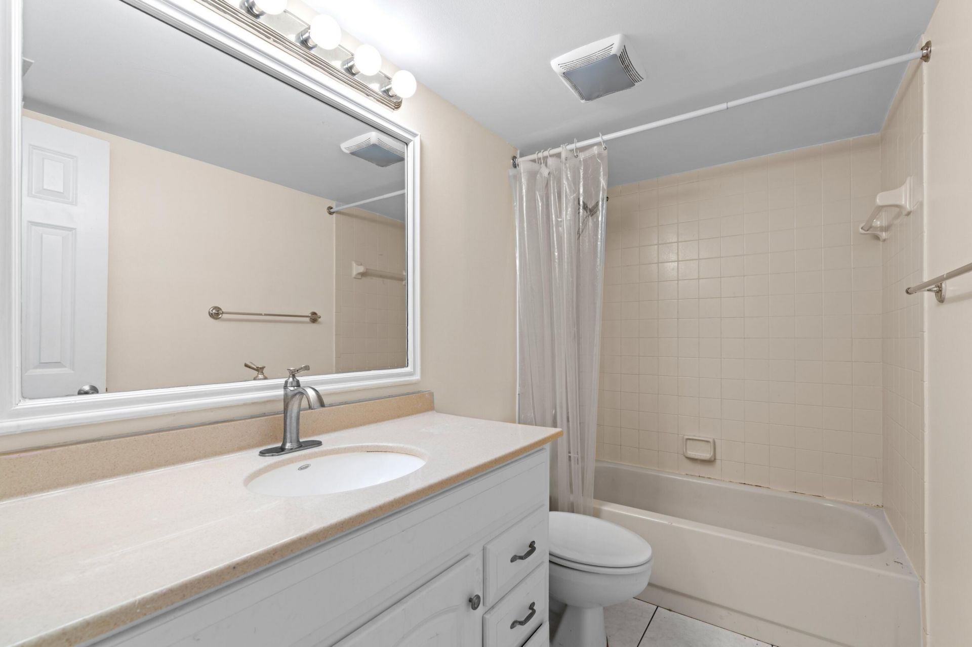 955 Egret Circle, Unit 109, Delray Beach, FL 33444 Photo