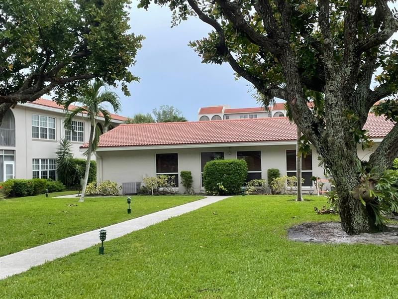 250 NE 20th St, Unit 210, Boca Raton, FL 33431 Photo