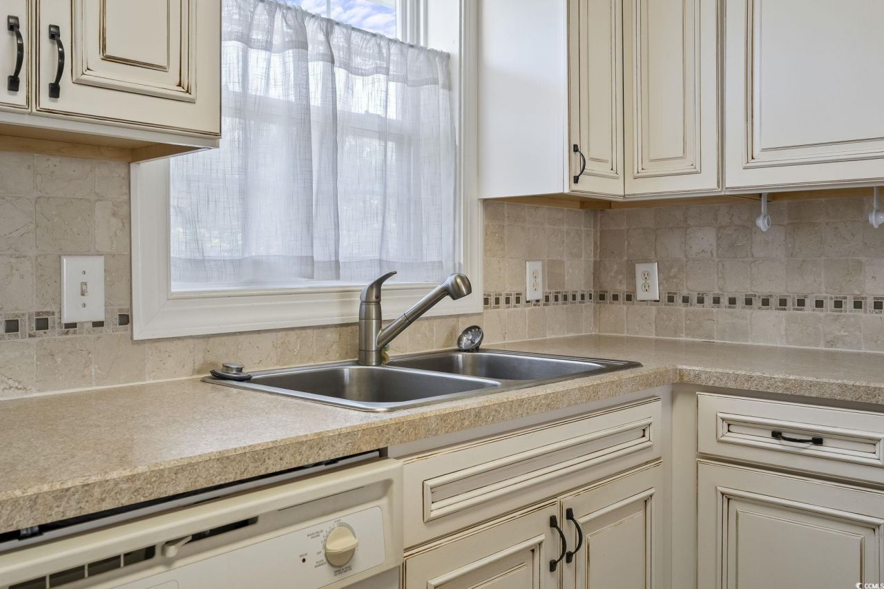 3973 Forsythia Ct. Photo 11