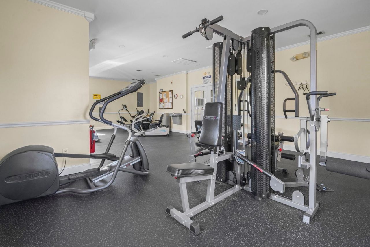 3973 Forsythia Ct. Photo 40