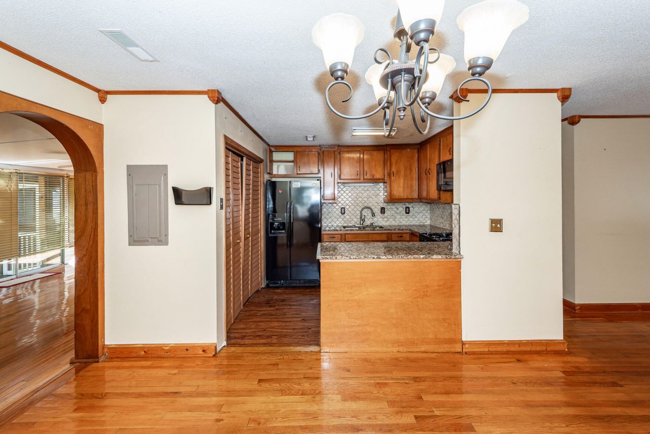 10 San Miguel Road Photo 8