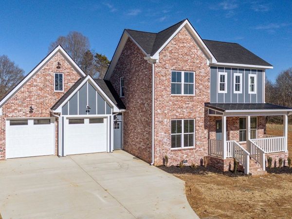 170 BELVEDERE CIR, Savannah, TN 38372