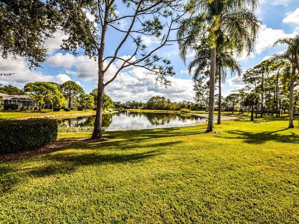 834 MONTROSE DRIVE, Unit 9, VENICE, FL 34293