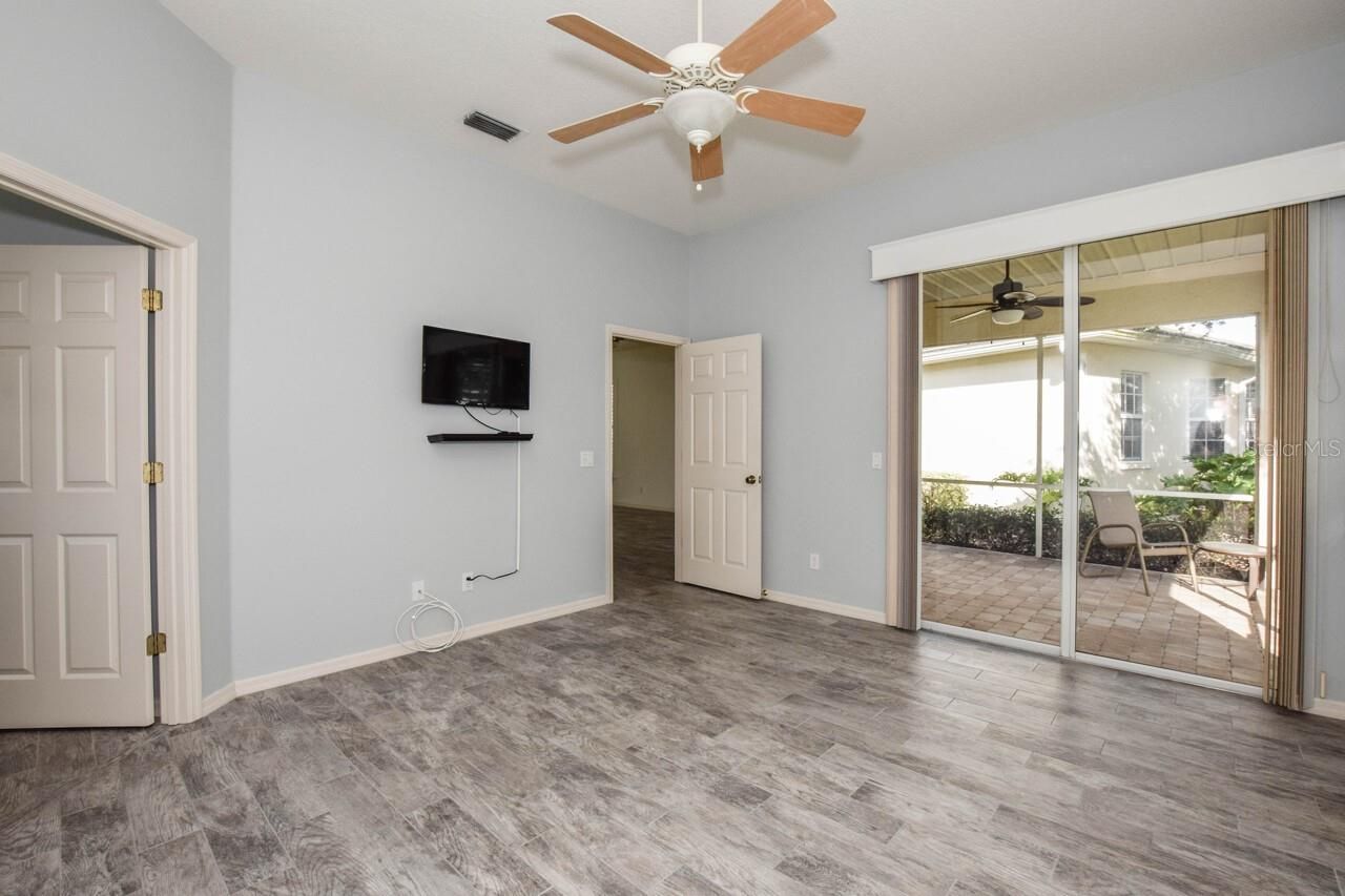 834 Montrose Drive, Unit 9, Venice, FL 34293 Photo