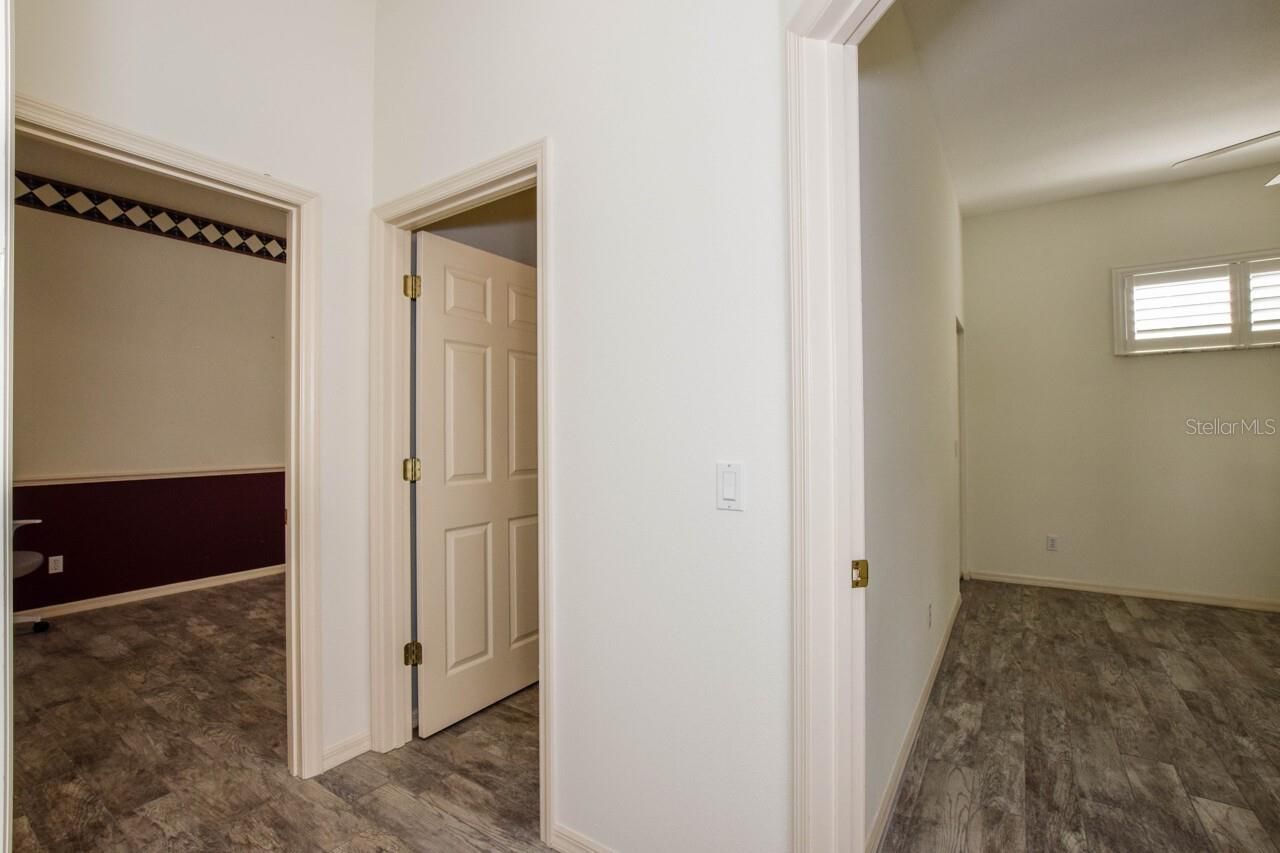 834 Montrose Drive, Unit 9, Venice, FL 34293 Photo