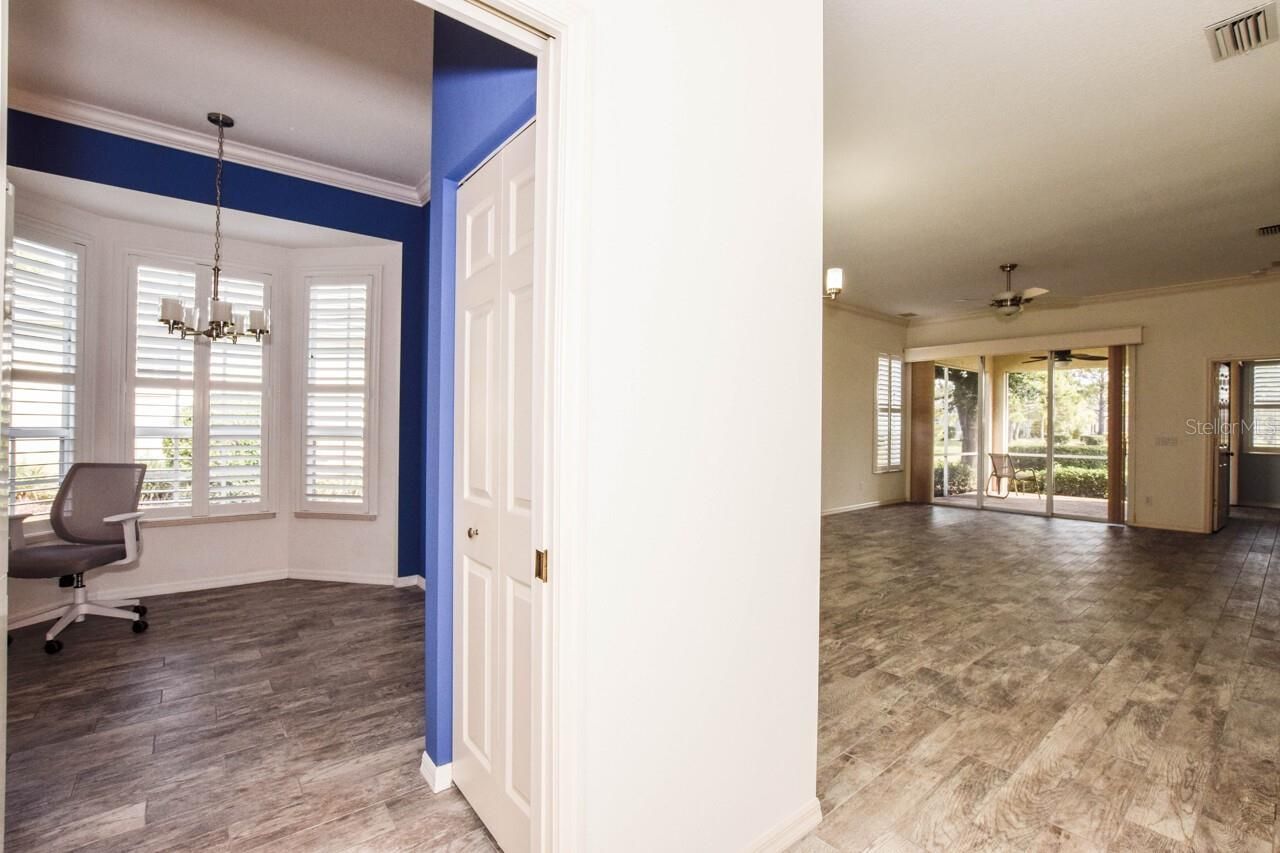 834 Montrose Drive, Unit 9, Venice, FL 34293 Photo