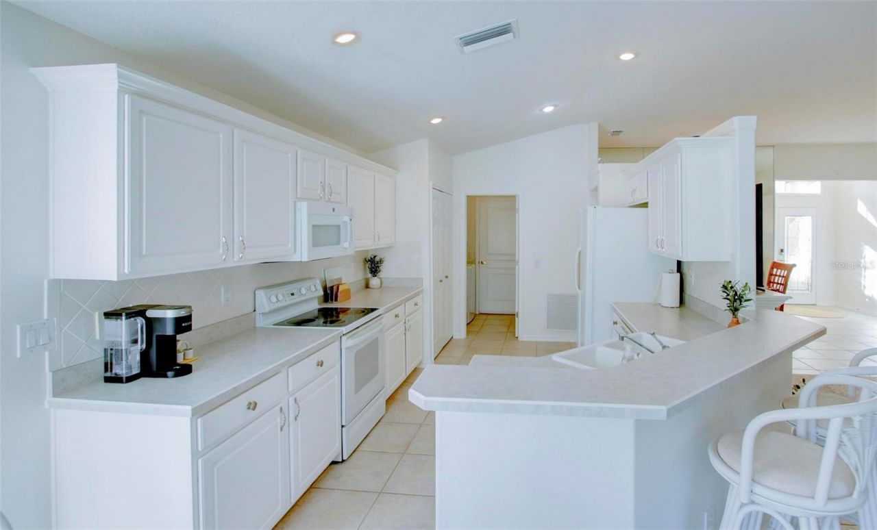 143 Braemar Avenue, Venice, FL 34293 Photo