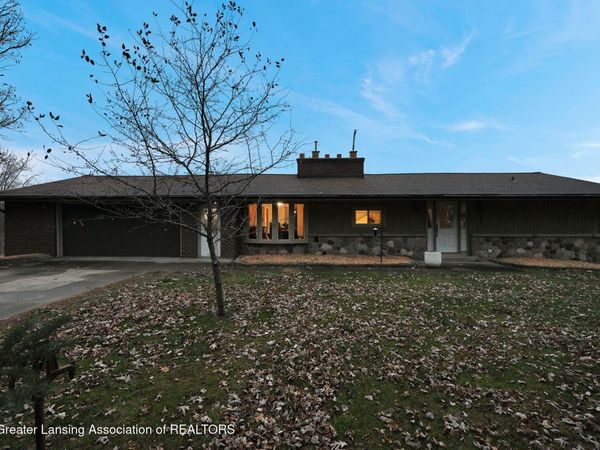 11191 W Chadwick Road, Eagle, MI 48822