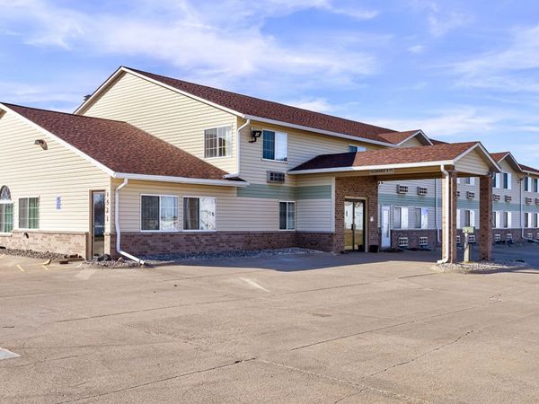 1521 S G Avenue, Nevada, IA 50201
