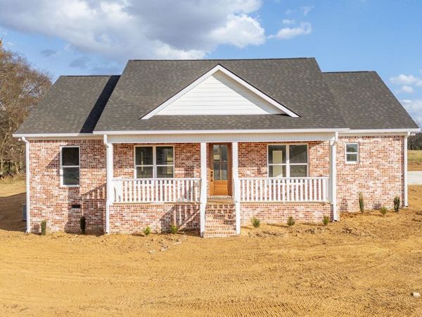 130 BELVEDERE CIR, Savannah, TN 38372