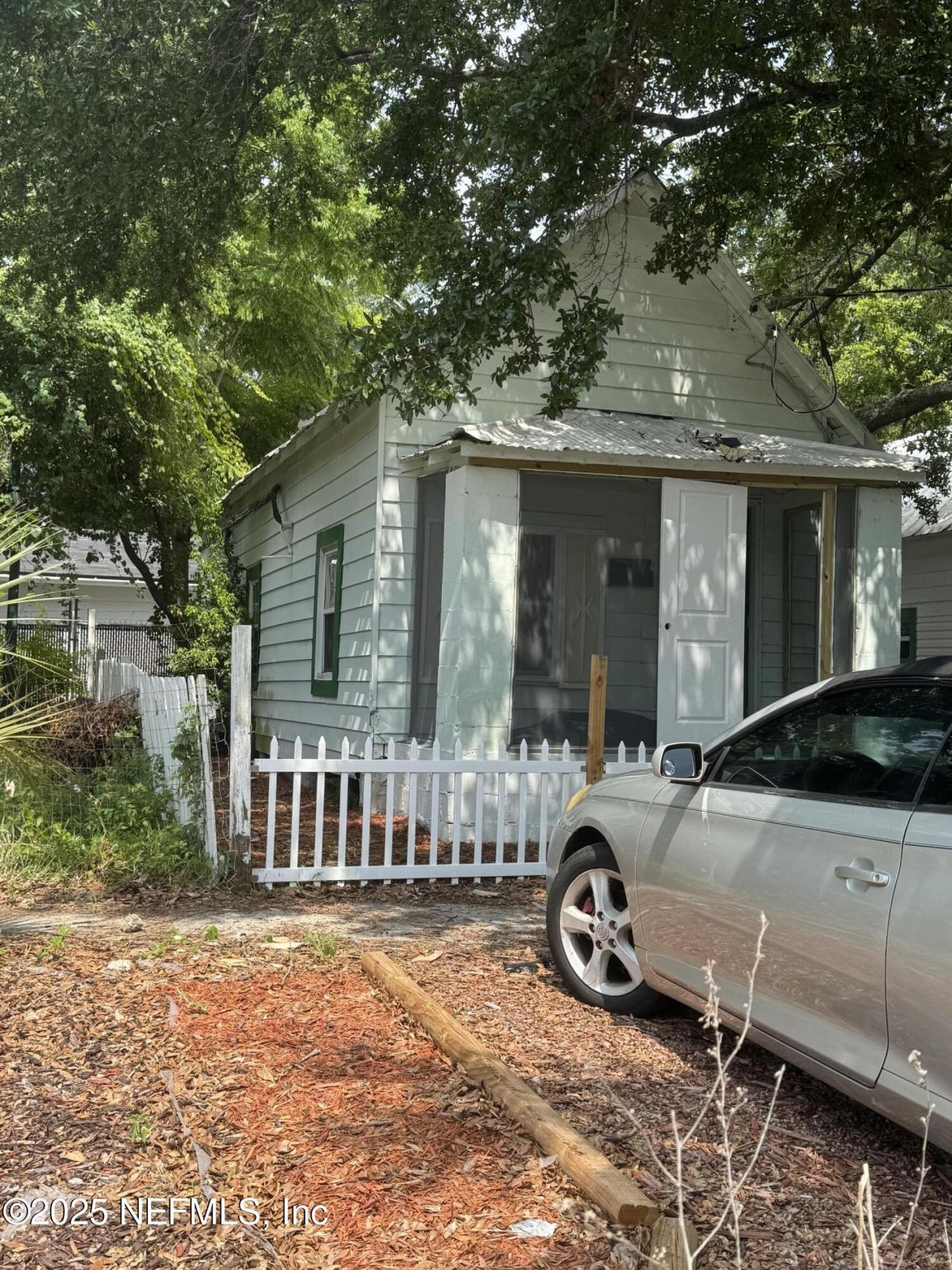 946 Spearing Street, Jacksonville, FL 32206 Main Photo