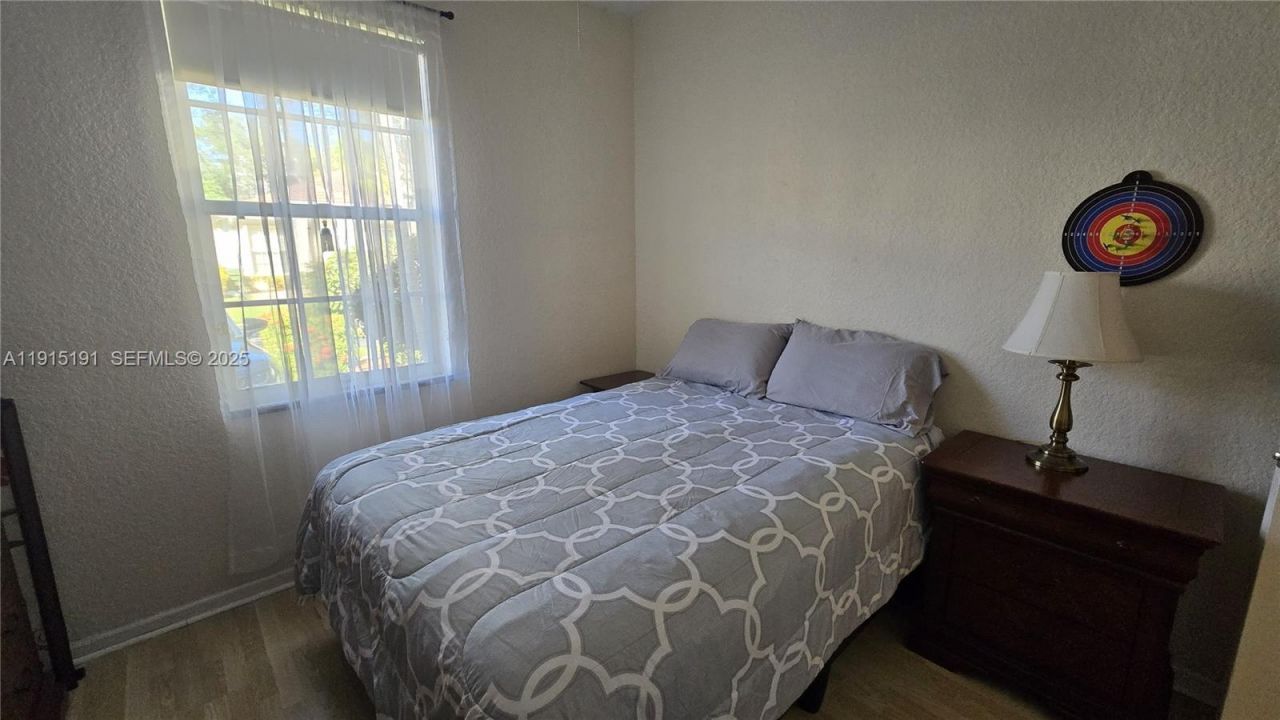 7950 NW 20th St, Pembroke Pines, FL 33024 Photo