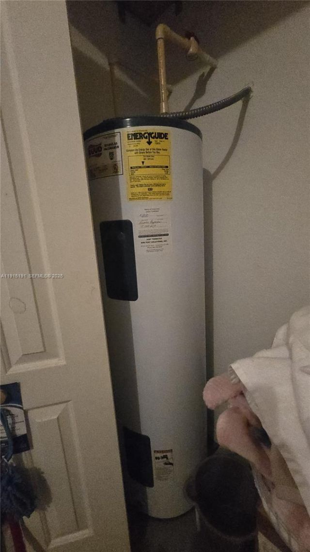 7950 NW 20th St, Pembroke Pines, FL 33024 Photo