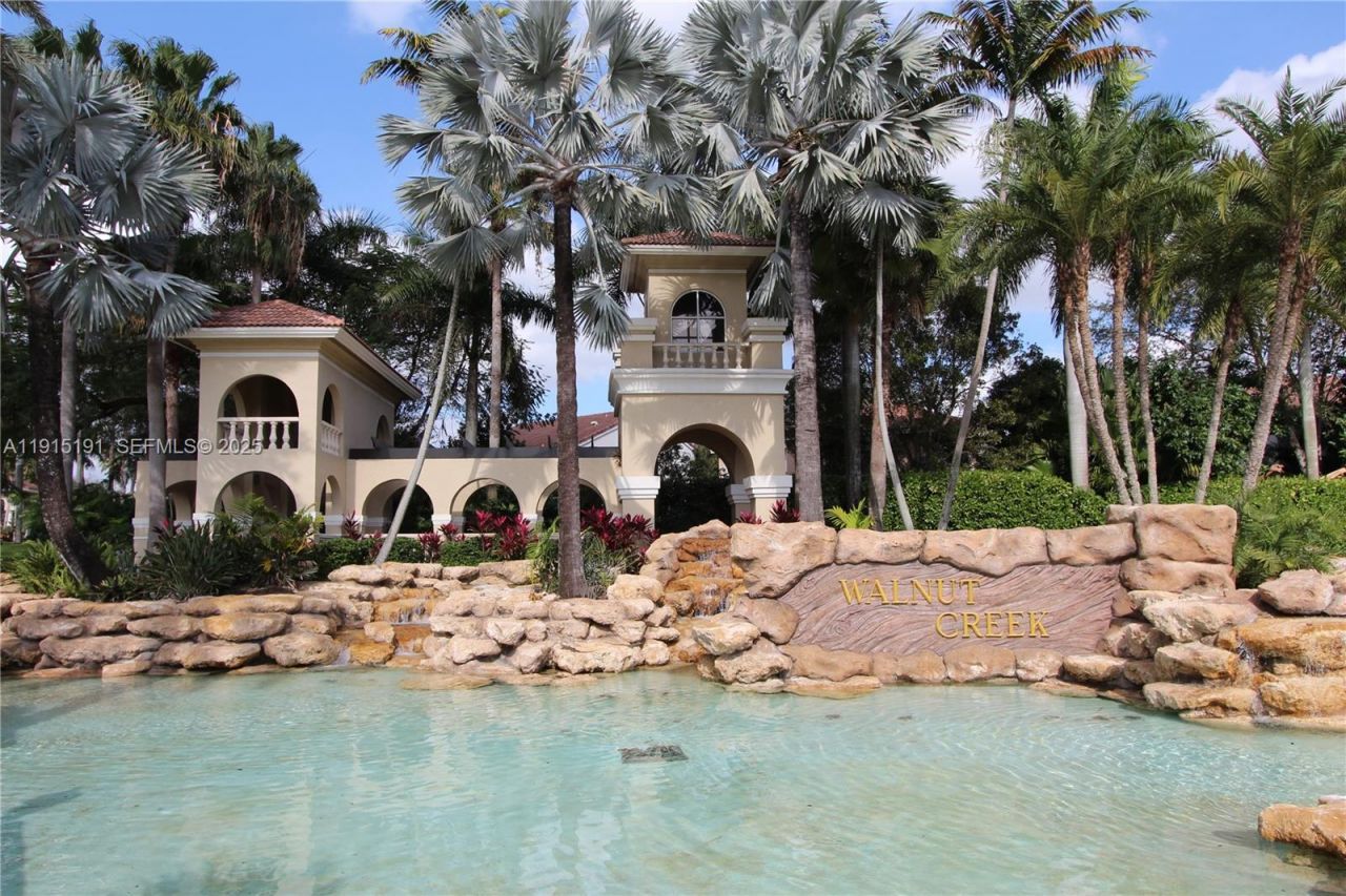 7950 NW 20th St, Pembroke Pines, FL 33024 Photo