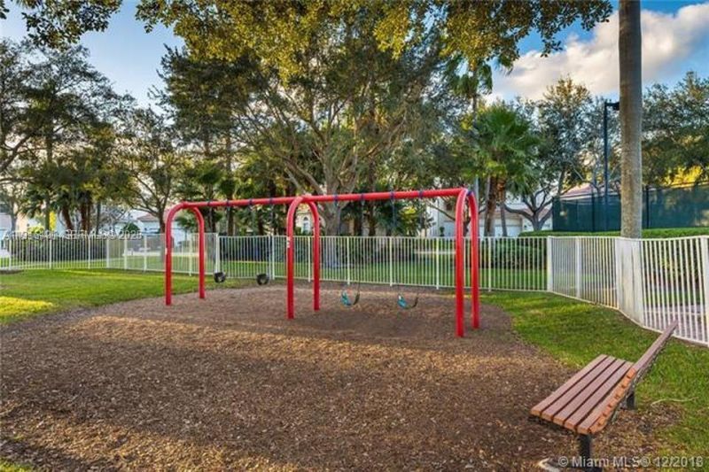 7950 NW 20th St, Pembroke Pines, FL 33024 Photo