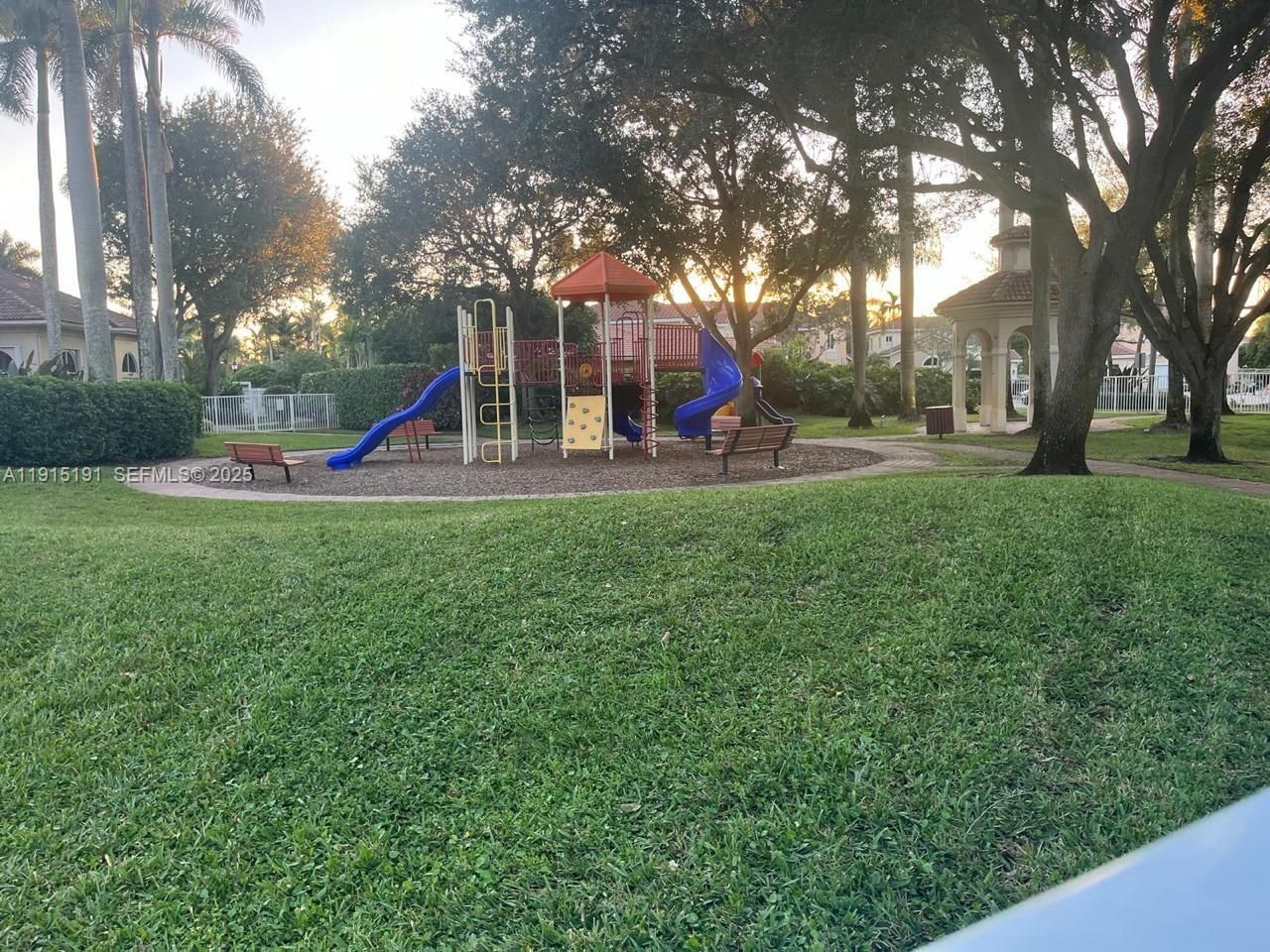 7950 NW 20th St, Pembroke Pines, FL 33024 Photo