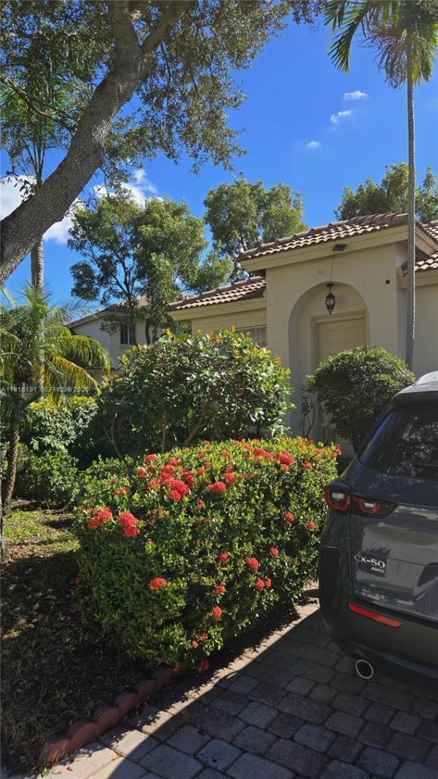 7950 NW 20th St, Pembroke Pines, FL 33024 Photo