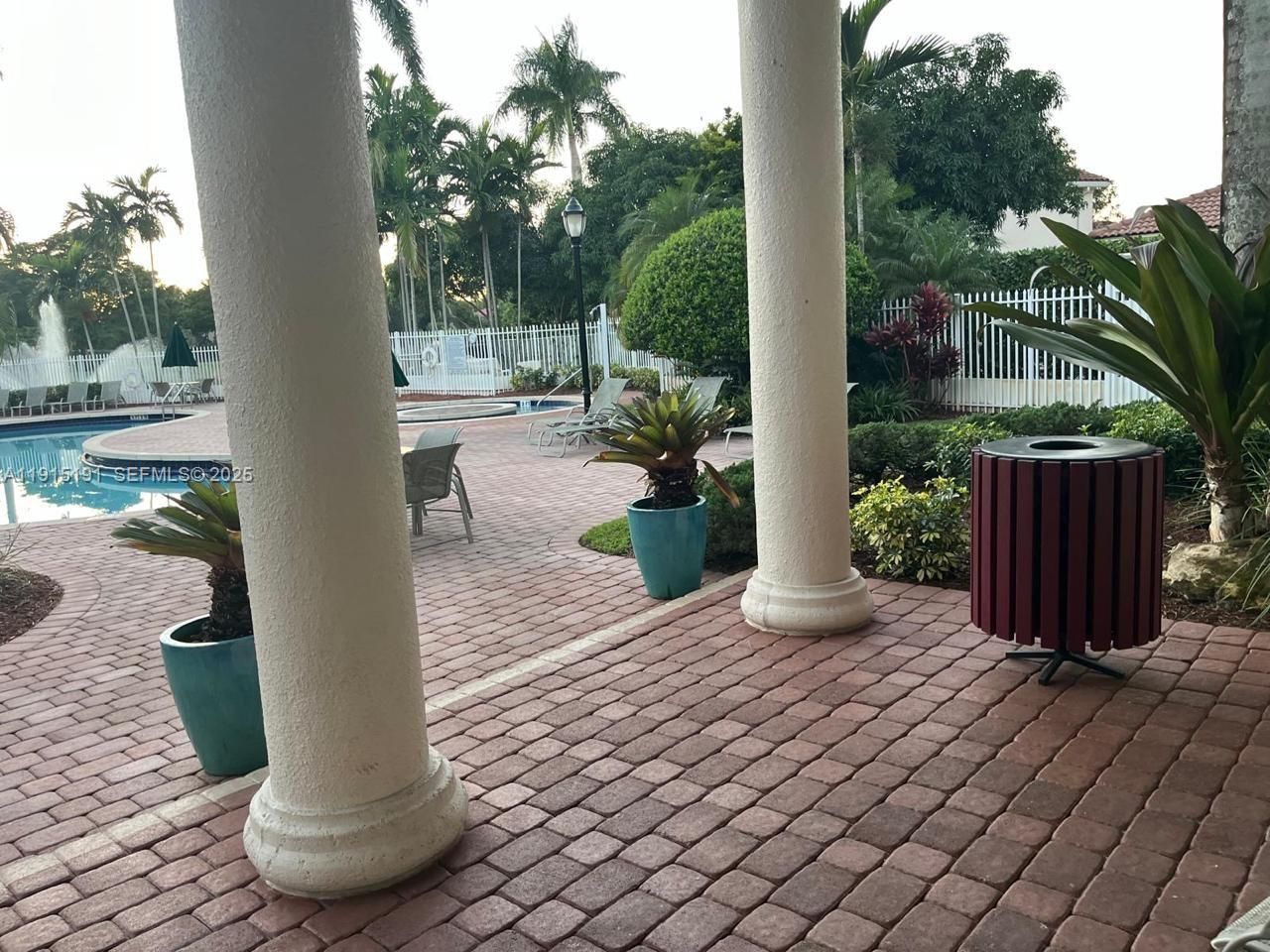 7950 NW 20th St, Pembroke Pines, FL 33024 Photo