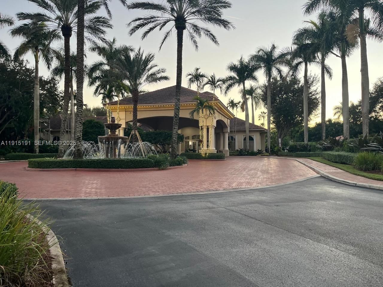 7950 NW 20th St, Pembroke Pines, FL 33024 Photo