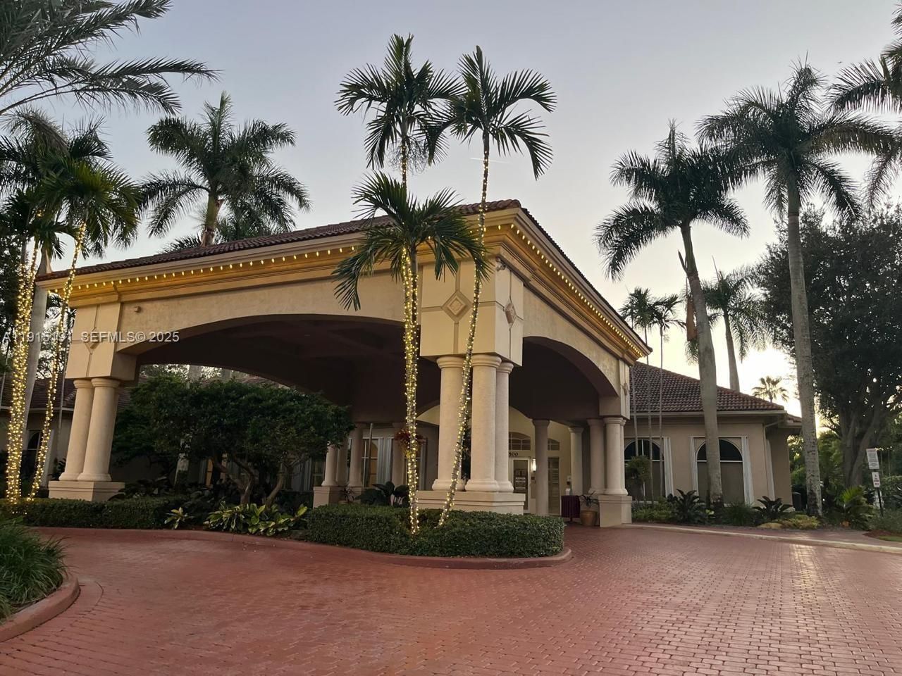 7950 NW 20th St, Pembroke Pines, FL 33024 Photo