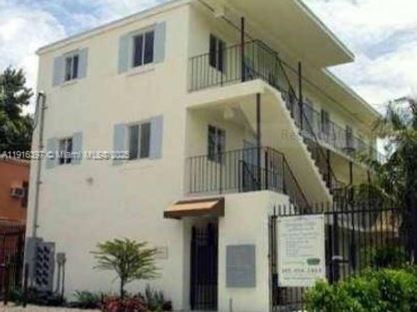 3680 Oak Ave, Unit 6, Miami, FL 33133