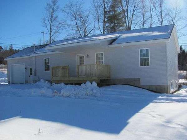 17 Welchville Commons Drive, Oxford, ME 04270
