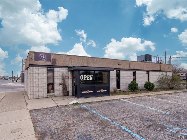 21511 Van Dyke Avenue, Warren, MI 48089