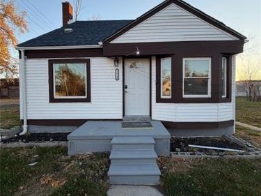 11736 Winthrop Street, Detroit, MI 48227
