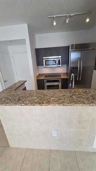 550 Okeechobee Blvd, Unit 724, West Palm Beach, FL 33401 Photo