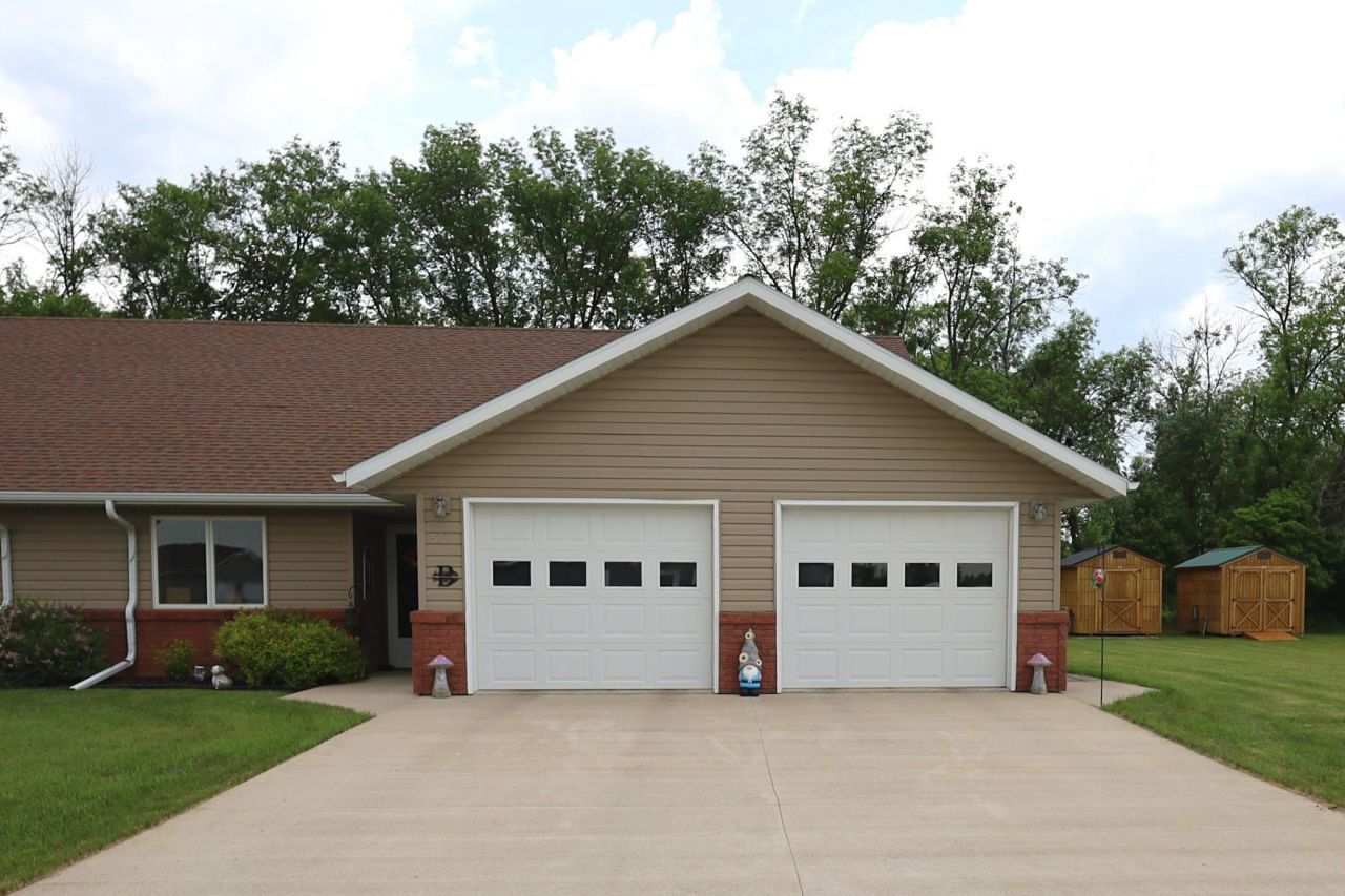 573 7th Avenue Se, Mayville, ND 58257 Main Photo