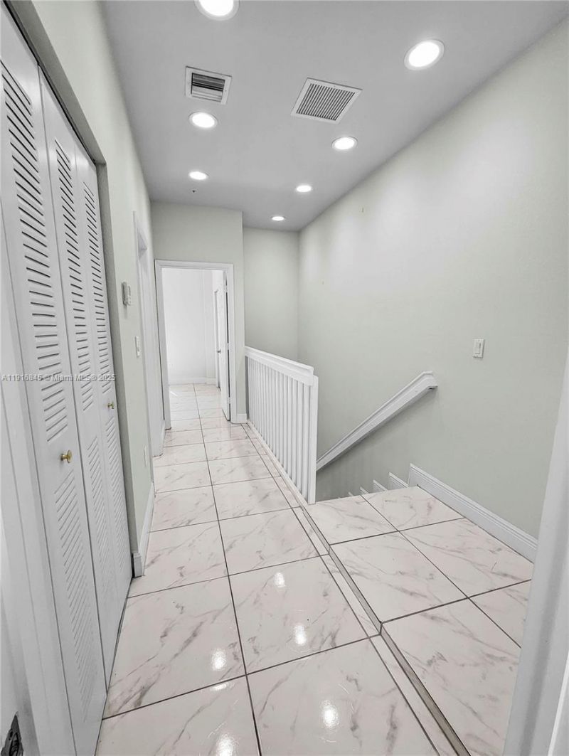 850 SW 14th Ave, Unit 4, Miami, FL 33135 Photo