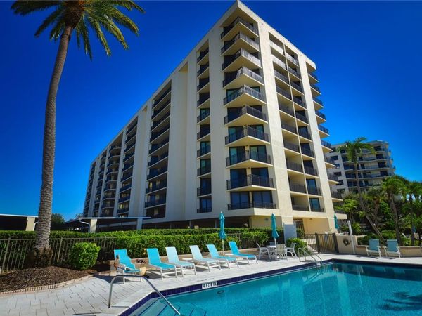 690 ISLAND WAY, Unit 208, CLEARWATER, FL 33767