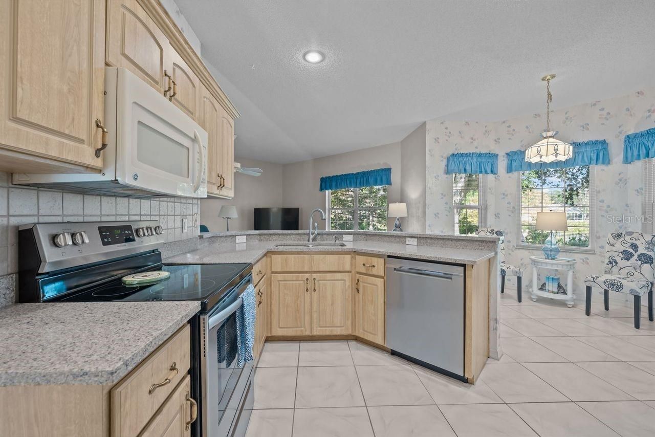 28 Cedar Point Drive, Palm Coast, FL 32164 Photo