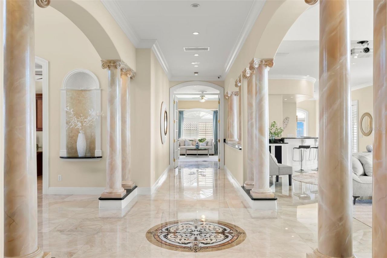 6199 54th Street S, Saint Petersburg, FL 33715 Photo