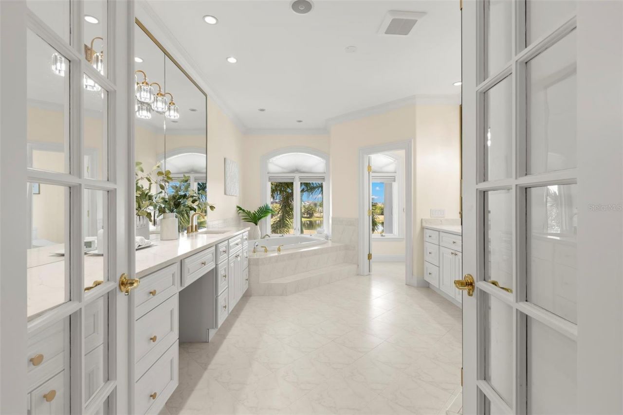 6199 54th Street S, Saint Petersburg, FL 33715 Photo