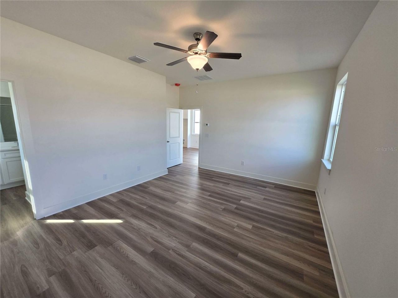 3827 Daybreak Run Loop, Spring Hill, FL 34609 Photo