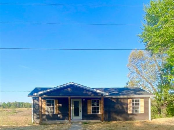 458 Love Lee Road , Morgantown, KY 42261